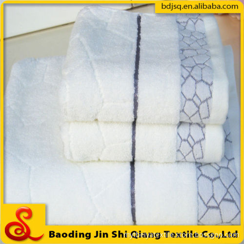Wholesale Cotton Jacquard Fashion Gift Towel Set In Gift Box